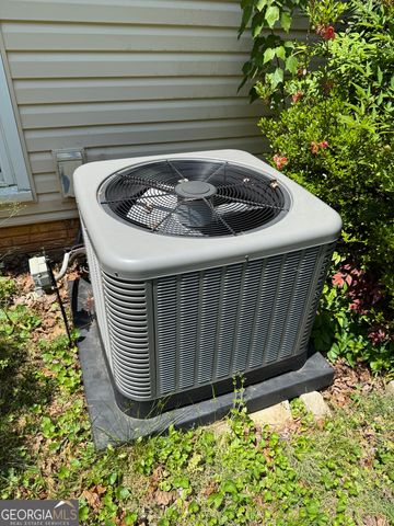 7260 Cox Road, Cumming, GA 30028