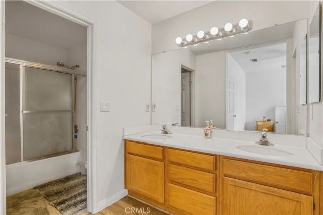 22754 Little Fall Court, Saugus, CA 91350