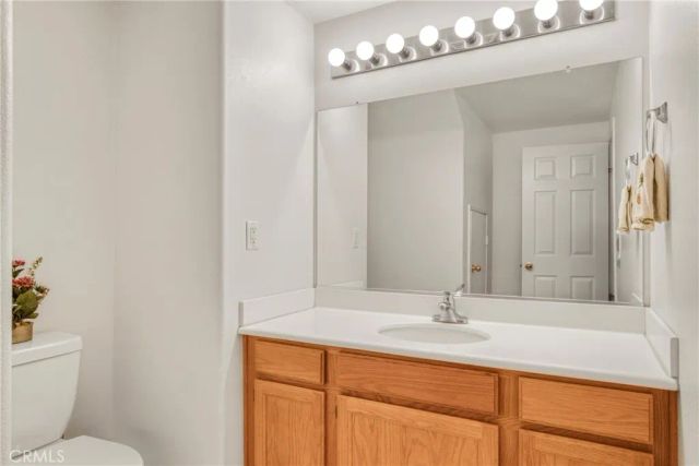 22754 Little Fall Court, Saugus, CA 91350