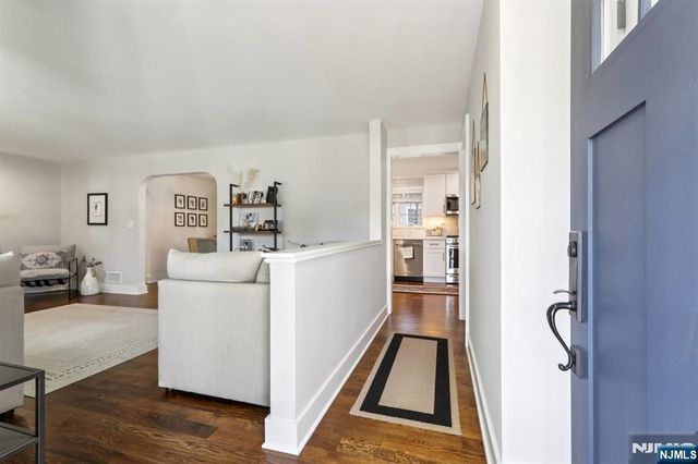 235 N Franklin Turnpike, Ho-ho-kus, NJ 07423