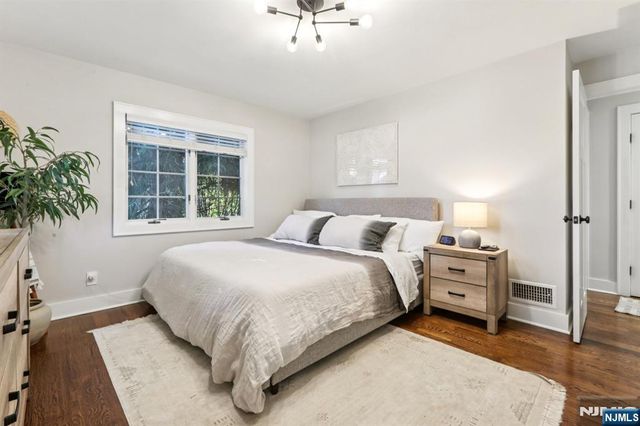 235 N Franklin Turnpike, Ho-ho-kus, NJ 07423