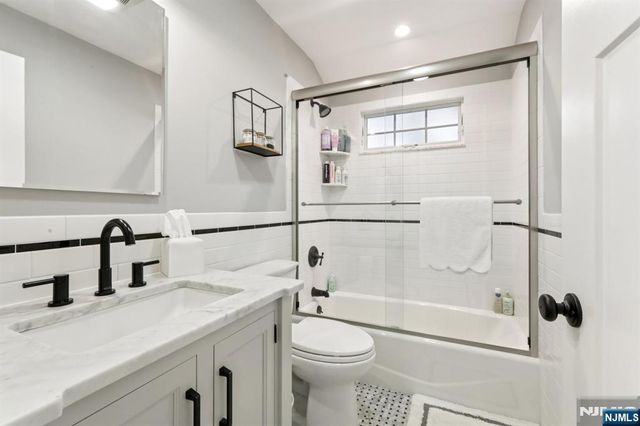 235 N Franklin Turnpike, Ho-ho-kus, NJ 07423