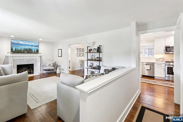 235 N Franklin Turnpike, Ho-ho-kus, NJ 07423