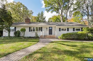235 N Franklin Turnpike, Ho-ho-kus, NJ 07423