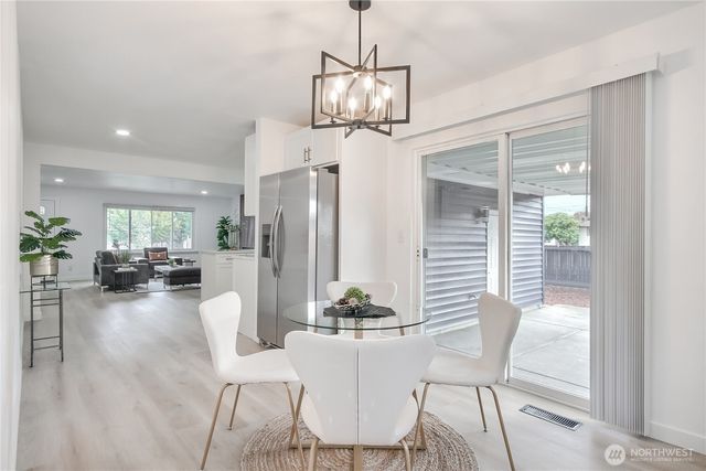 302 S 76th Street, Tacoma, WA 98408