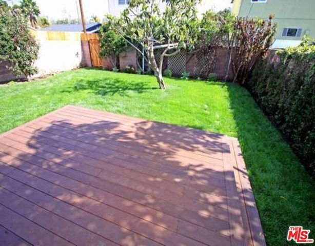 3542 Greenwood Avenue, Los Angeles, CA 90066