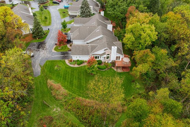 117 East Sutton PLACE #A, Waukesha, WI 53188