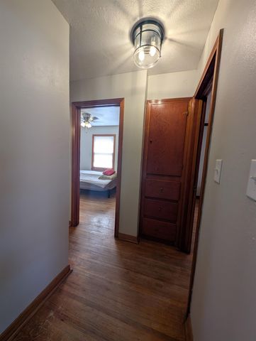3334 S Seneca St, Wichita, KS 67217