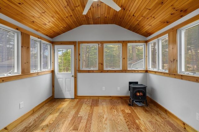 76 Woodridge Rd, Duxbury, MA 02332