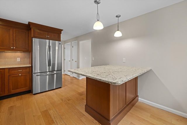 76 Woodridge Rd, Duxbury, MA 02332