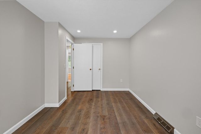 76 Woodridge Rd, Duxbury, MA 02332