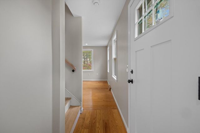 76 Woodridge Rd, Duxbury, MA 02332