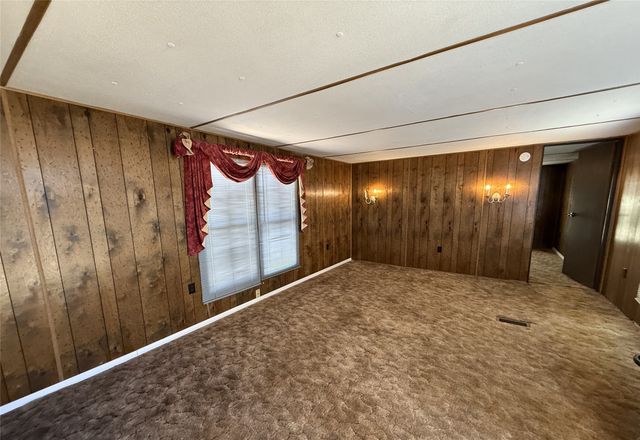 1025 E Owing Street, Denison, TX 75021