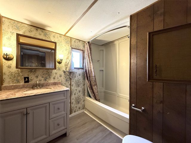 1025 E Owing Street, Denison, TX 75021