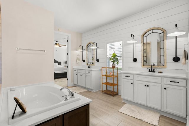 1056 Memorial Dr, Franklin, TN 37064