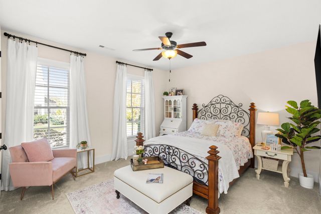 1056 Memorial Dr, Franklin, TN 37064