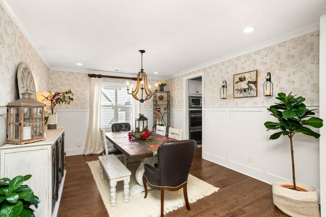 1056 Memorial Dr, Franklin, TN 37064