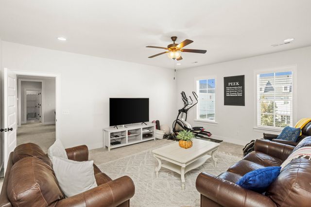 1056 Memorial Dr, Franklin, TN 37064