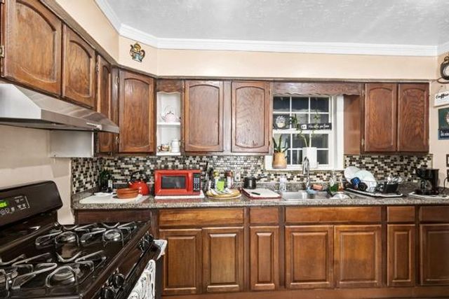 2205 Marnel Road, Houston, TX 77055
