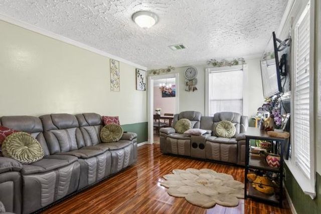 2205 Marnel Road, Houston, TX 77055
