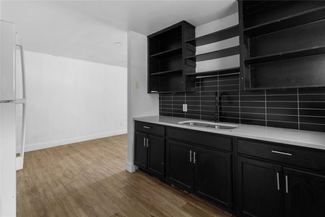 212 N 19th Street, Corsicana, TX 75110