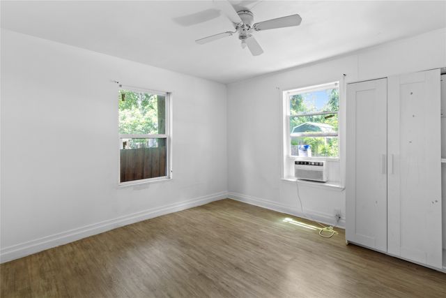 212 N 19th Street, Corsicana, TX 75110