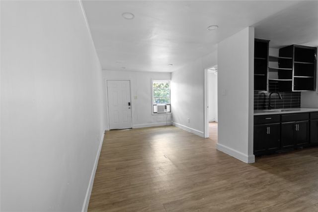 212 N 19th Street, Corsicana, TX 75110