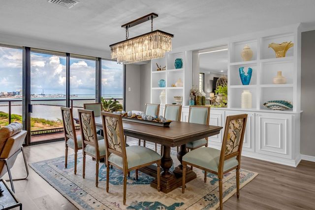 1400 Ocean Dr 502B, Corpus Christi, TX 78404