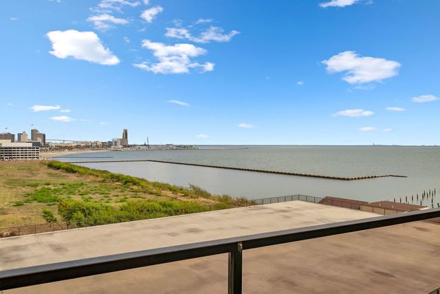 1400 Ocean Dr 502B, Corpus Christi, TX 78404