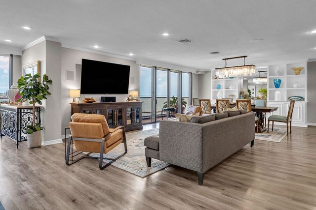 1400 Ocean Dr 502B, Corpus Christi, TX 78404