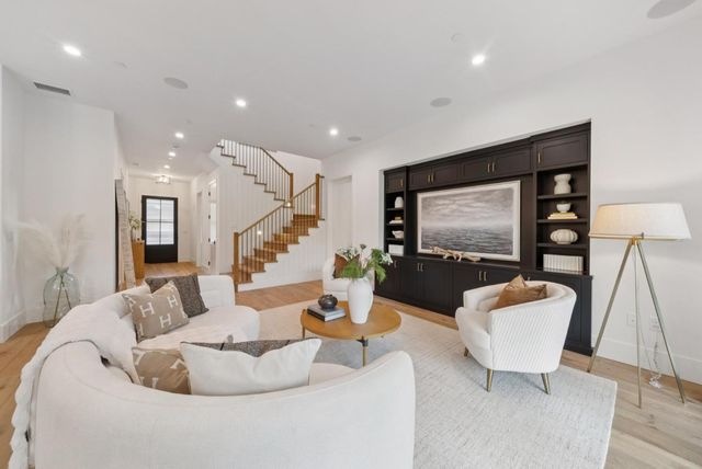 965 Louise Avenue, San Jose, CA 95125