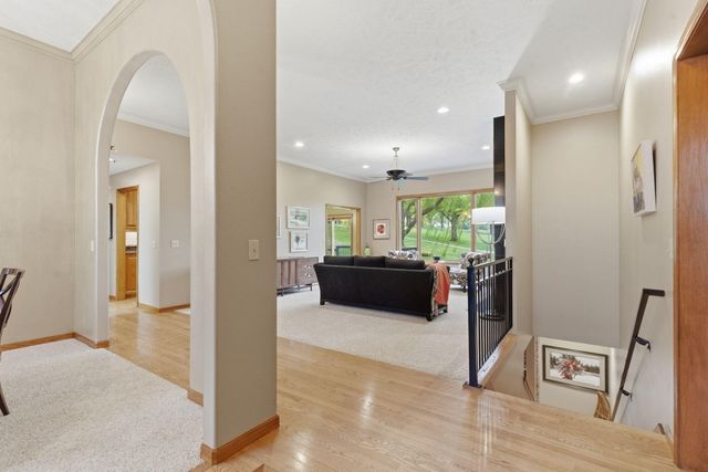 4616 S Holland Avenue, Springfield, MO 65810