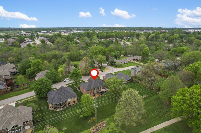 4616 S Holland Avenue, Springfield, MO 65810