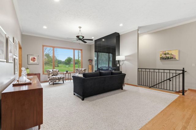 4616 S Holland Avenue, Springfield, MO 65810