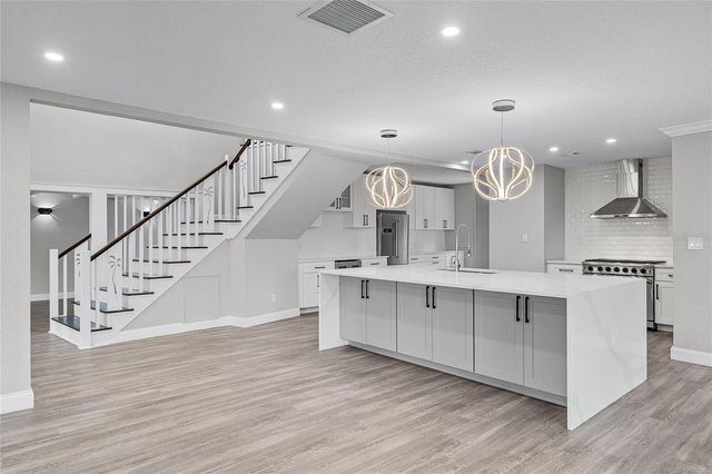 311 E 8TH AVENUE, Windermere, FL 34786