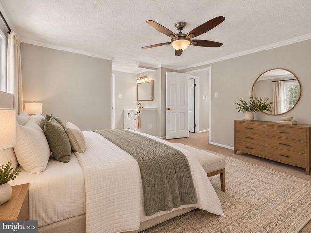 7319 GOLDEN HORSESHOE CT, Springfield, VA 22153