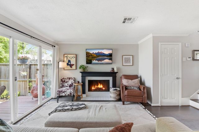 731 Worthshire Street, Houston, TX 77008