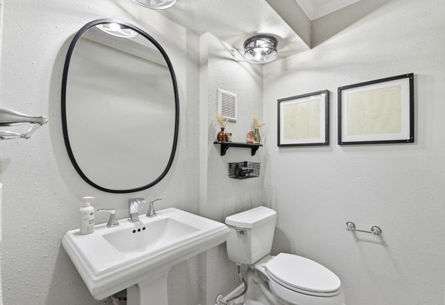 731 Worthshire Street, Houston, TX 77008