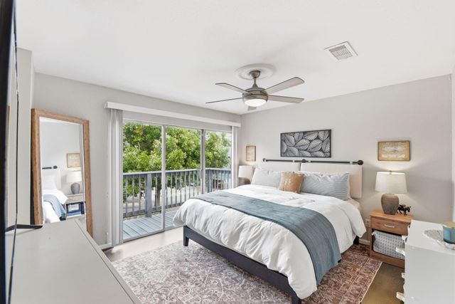 731 Worthshire Street, Houston, TX 77008