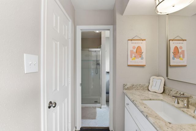 731 Worthshire Street, Houston, TX 77008