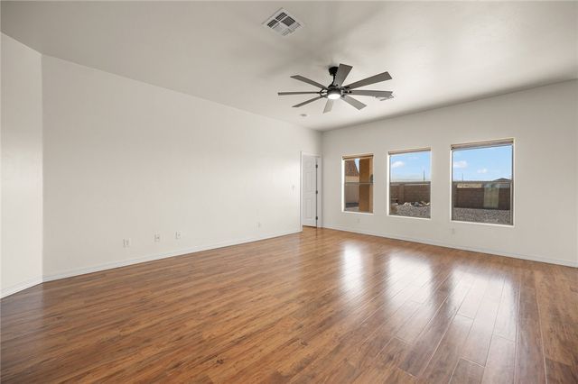 7478 E Turtle Bank Drive, Kingman, AZ 86401