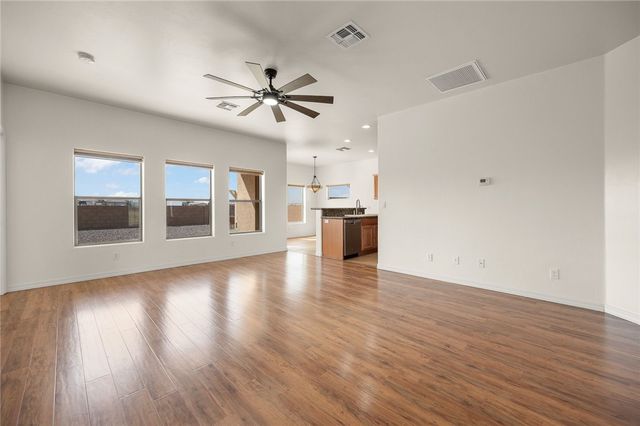 7478 E Turtle Bank Drive, Kingman, AZ 86401