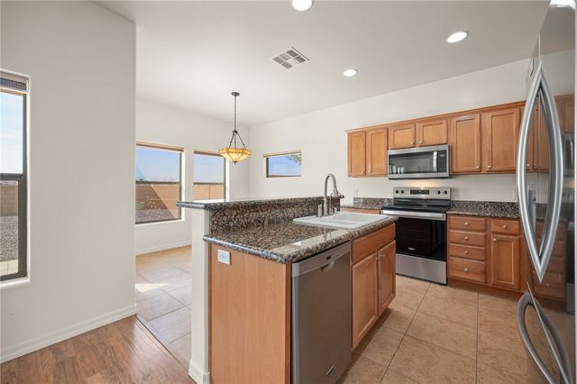 7478 E Turtle Bank Drive, Kingman, AZ 86401