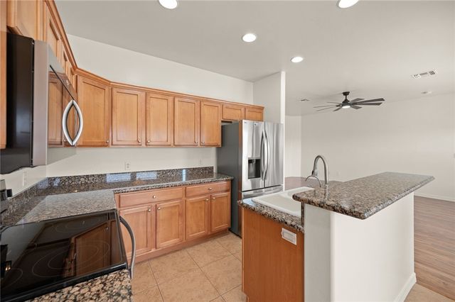 7478 E Turtle Bank Drive, Kingman, AZ 86401