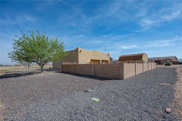 7478 E Turtle Bank Drive, Kingman, AZ 86401