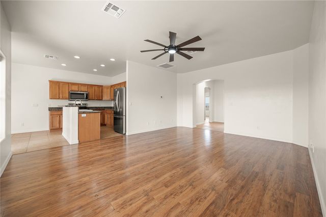 7478 E Turtle Bank Drive, Kingman, AZ 86401