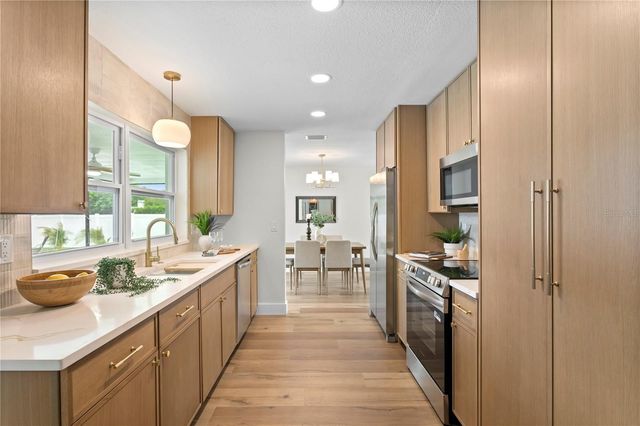 1664 WHITEWOOD DRIVE, Clearwater, FL 33756