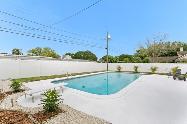 1664 WHITEWOOD DRIVE, Clearwater, FL 33756