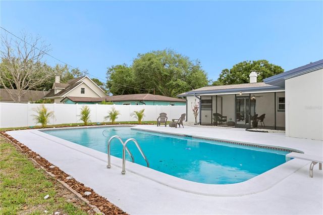 1664 WHITEWOOD DRIVE, Clearwater, FL 33756