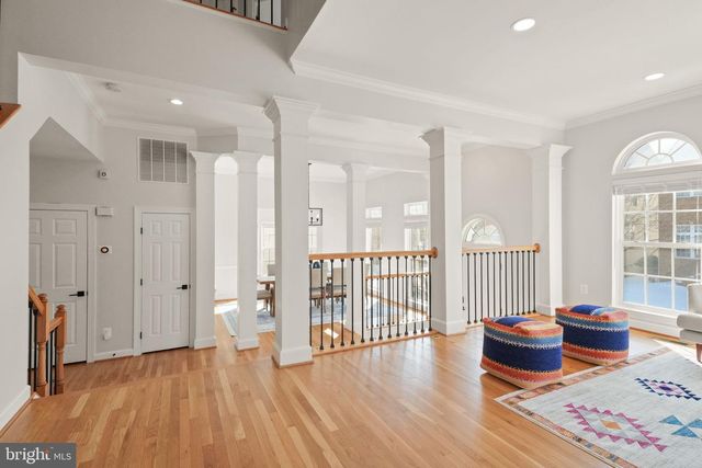 7204 GRAY HEIGHTS CT, Alexandria, VA 22315